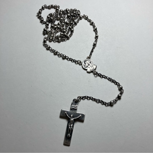 Vintage Sterling Pocket Rosary - Picture 8 of 10
